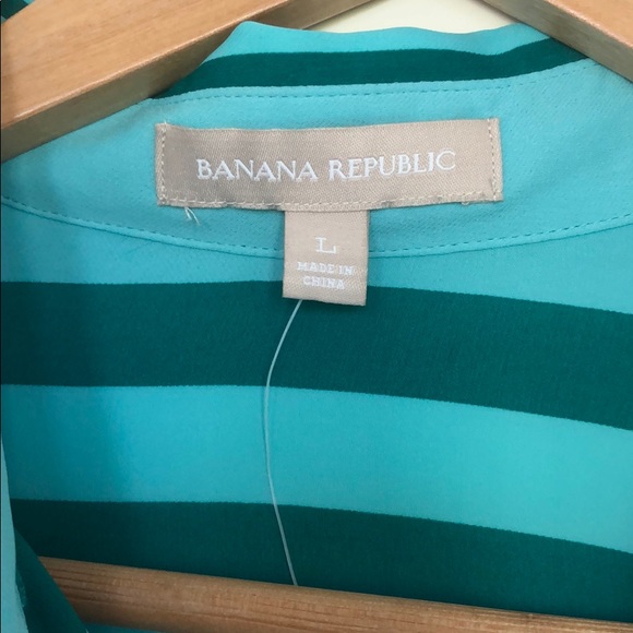 Thin sheer button down - Picture 3 of 4